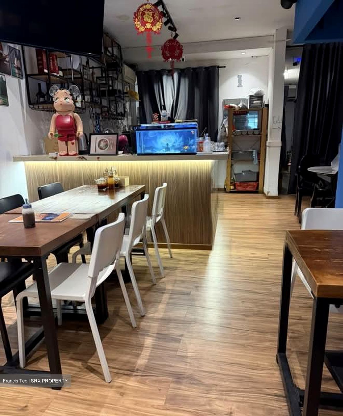 East Coast Road (D15), Retail #559563221